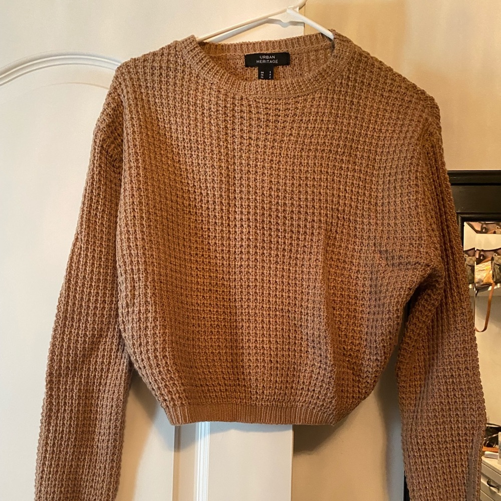 womens cropped sweater